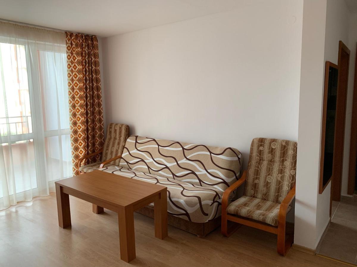 Riviera Fort Beach Apartments By Kalina Resort, Равда Екстериор снимка